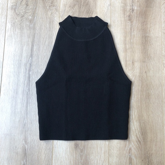 Babaton Sculp Knit Halter Top size medium - Picture 2 of 3